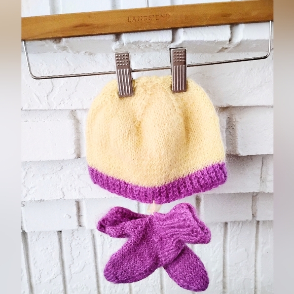 Homemade Other - Charming Kids Hat/Mittens Set in Yellow and Purple